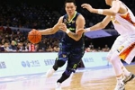 2011年的今天:朱芳雨成CBA历史最年轻的季后赛2000分先生